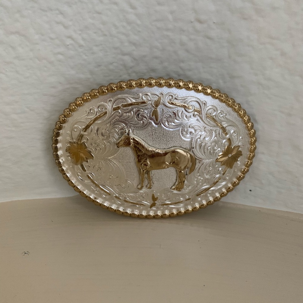 Montana Silversmith buckle
